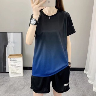 ชุดกีฬา Run เสื้อยืด+กางเกงขาสั้น ผ้าเบา เสื้อยืดคอกลมสีพื้น…