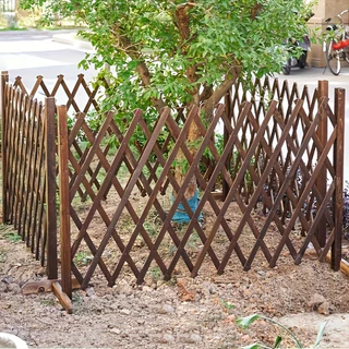 BHQ รั้วตกแต่งสวน DIY Garden Fence รั้วไม้แบบยืดหดได้ เสียบดินได้/พื้นเรียบ รั้วสวน ของตกแต่งสวน