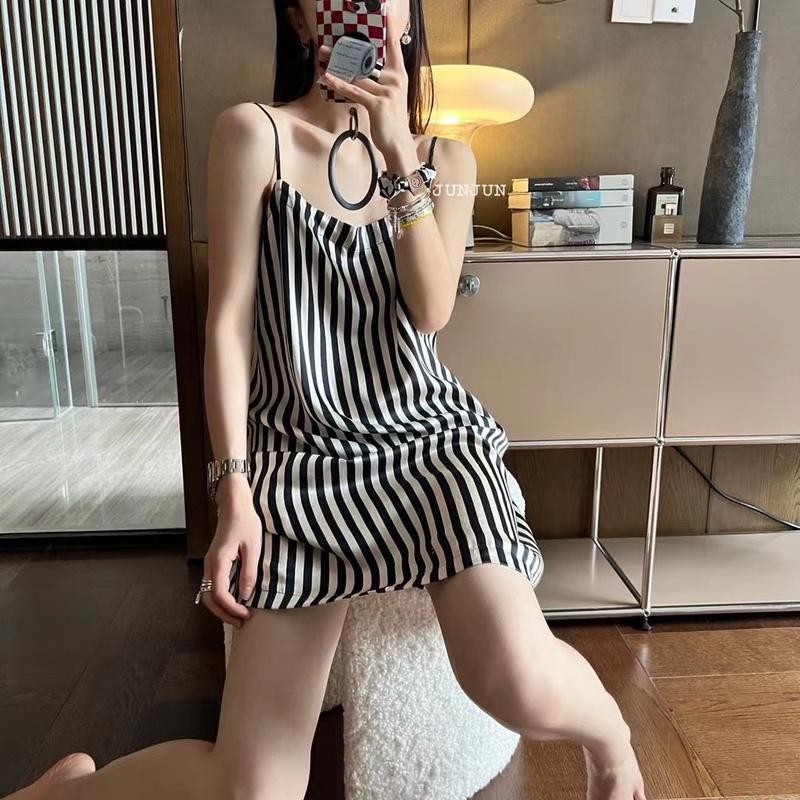 ใหม่สบายลายเส้นแนวตั้งหลวมslimmerดูสลิงกระโปรงlun