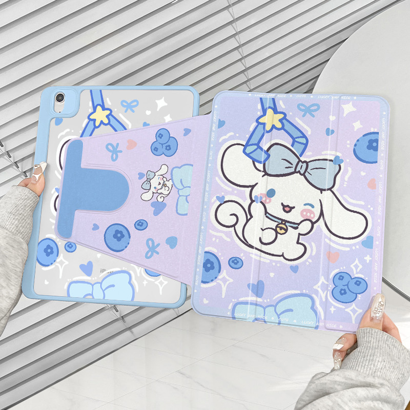 720° เคส iPad หมุนได้พร้อมช่องเสียบปากกาตุ๊กตาว่ายน้ําเครื่อง Cinnamoroll อะคริลิค Backboard Pro11 Gen10 Gen9 Gen8 Gen7 10.2 นิ้ว Gen6 Gen5 Air6 Air5 Air4 Air3 Air2 ฝาครอบ iPad หมุนได้