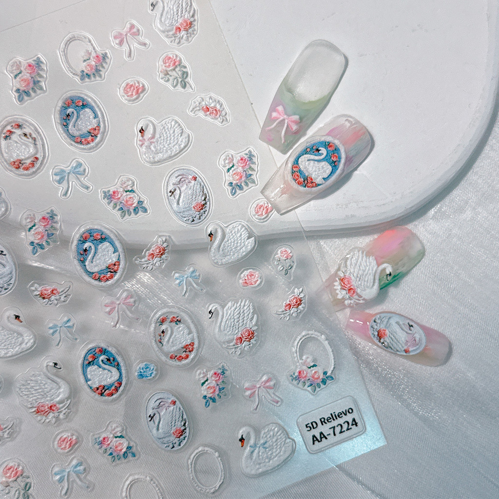 Original White Swan 5D นูนสติกเกอร์แต่งเล็บสามมิติที่สวยงามประณีต Swan Bow สติ๊กเกอร์ติดเล็บ AA สไตล