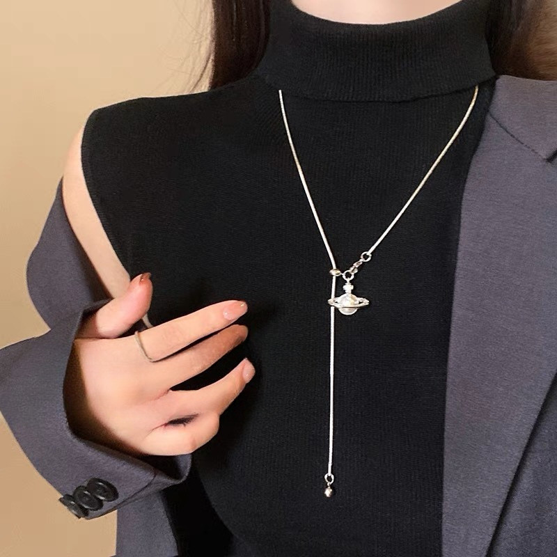 สร้อยคอแฟชั่น วิเวียน จี้ดาวเสาร์   สไตล์เกาหลี พร้อมส่ง