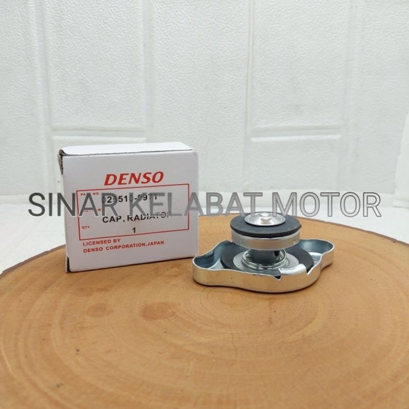 RADIATOR CAP RADIATOR CAP 0.9 SMALL CANTER PS100 PS110 PS120 PS125 PS135 PS136