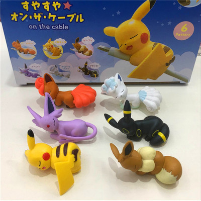 โปเกมอน โปเกมอน Six-Tail Nine-Tail Eevee Pikachu รุ่น Q 6 Cup Edge Data Cable Protection Doll