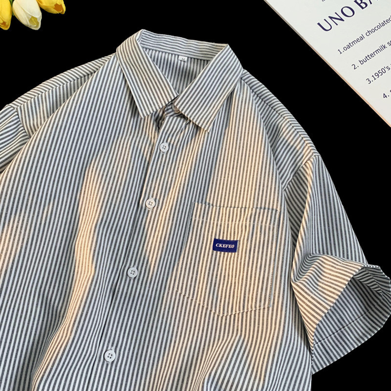 เสื้อเชิ้ตลายทางผู้ชายผู้หญิงสไตล์นักเรียนฤดูร้อน Street Wear oversize Casual Lapel Shirt Retro Couple Top