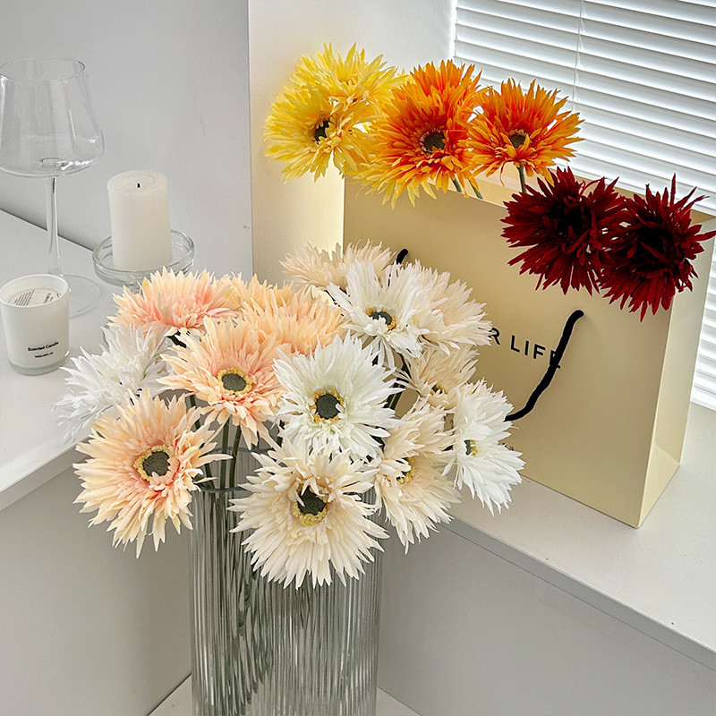 ดอกไม้ประดิษฐ์แปรงดอกเบญจมาศ Barberton daisy Franju Simplicity Home Room ตกแต่งงานแต่งงาน