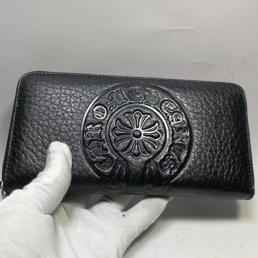 CH โครเมียม หัวใจ กระเป๋าสตางค์ผู้ชายหนังวัวยาวพร้อมช่องใส่การ์ดหลายช่องกระเป๋าสตางค์หนังสองชั้นสีดําของขวัญหรูหรา 3593