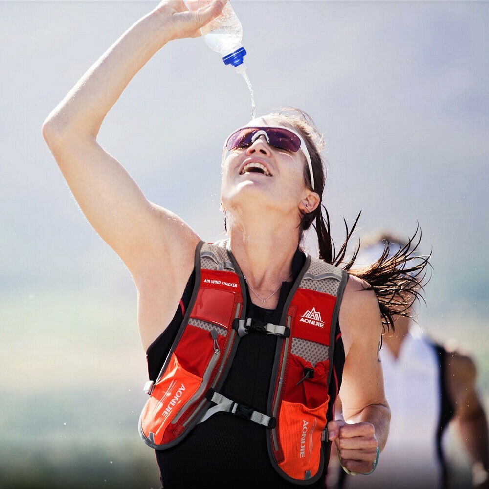 กระเป๋าเป้ เป้น้ำ Aonijie เป้น้ำวิ่งเทรล Half Marathon, Full Marathon (B01)
