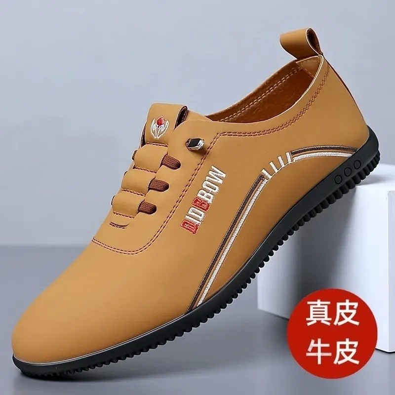 2024 รองเท้าผู้ชายสไตล์ใหม่ Soft Sole ผู้ชาย High-End รองเท้าหนังแท้ Breathable สไตล์ใหม่อินเทรนด์รองเท้าหนังลําลอง Soft Sole พื้นผิวนุ่ม HBMR