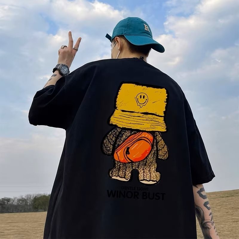 (จัดส่งในประเทศไทย) เสื้อยืดแขนสั้น พิมพ์ลายหมี พลัสไซซ์ สไตล์เกาหลี ฮิปฮอป สําหรับผู้ชาย oversize graphic tshirt