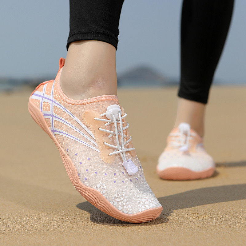 รองเท้าชายหาดและว่ายน้ำ ขนาด 35-42 รองเท้า, five, fingers, ที่, ทราย, ใส่”