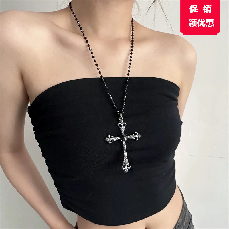 สร้อยคอแฟชั่นผู้หญิงสไตล์พังก์โกธิค สีดําสีขาว สําหรับเสื้อกันหนาวตัวยาว เหมาะกับฤดูใบไม้ร่วงฤดูหนาว