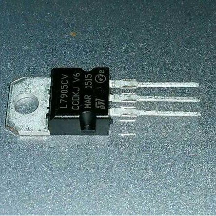 L7905 L7905CV 7905 เครื่องปรับแรงดันไฟฟ้า -5V 1.5A