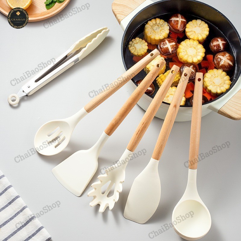 ChaiBaoShop เครื่องครัวมินิมอล ตะหลิวซิลิโคน ทัพพี กระบวย ที่คีบอาหาร อุปกรณ์ครัวจำเป็น สีขาว