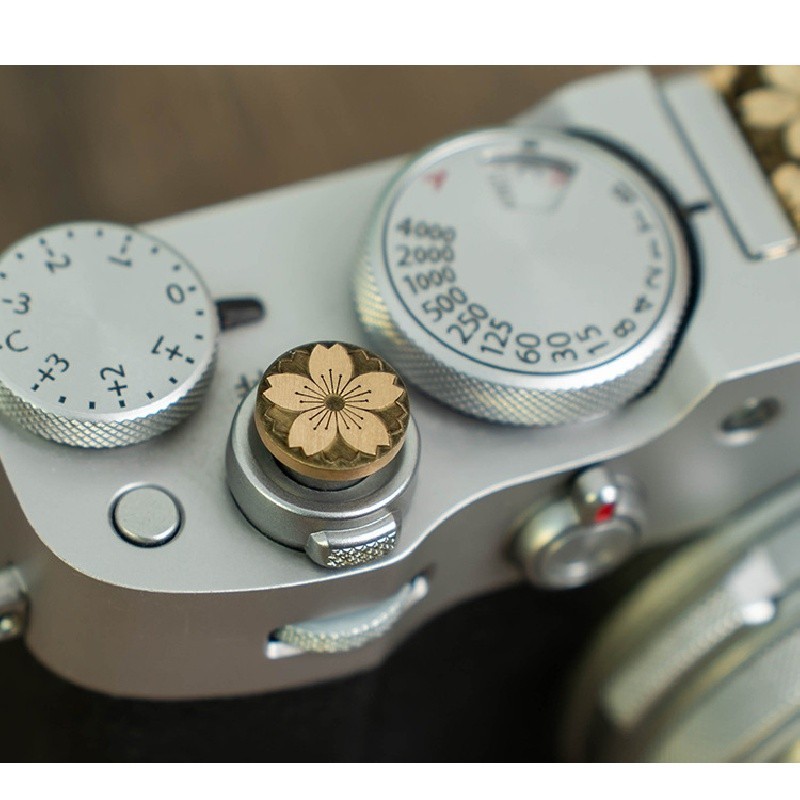 ปุ่มชัตเตอร์ทองแดงบริสุทธิ์ของกล้องเหมาะสําหรับกล้องทุกรุ่นเช่น Fuji, Leica, Canon, Nikon, Sony ฯลฯกล้องรุ่น Canon