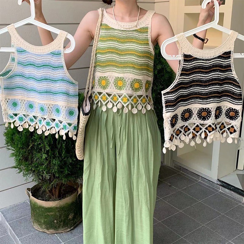 เสื้อสายเดี่ยวขนาดเล็กแนววินเทจสไตล์ฝรั่งเศสเสื้อกล้ามถักโครเชต์สไตล์ชนเผ่าแบบฉลุลายดอกไม้สไตล์ชนเผ่าสำหรับผู้หญิงใส่ออกไปข้างนอกในช่วงฤดูร้อนและสวมชุดสำหรับวันหยุดพักผ่อนริมทะเลผ้ามิงค์ถักลายตารางกำมะหยี่903d