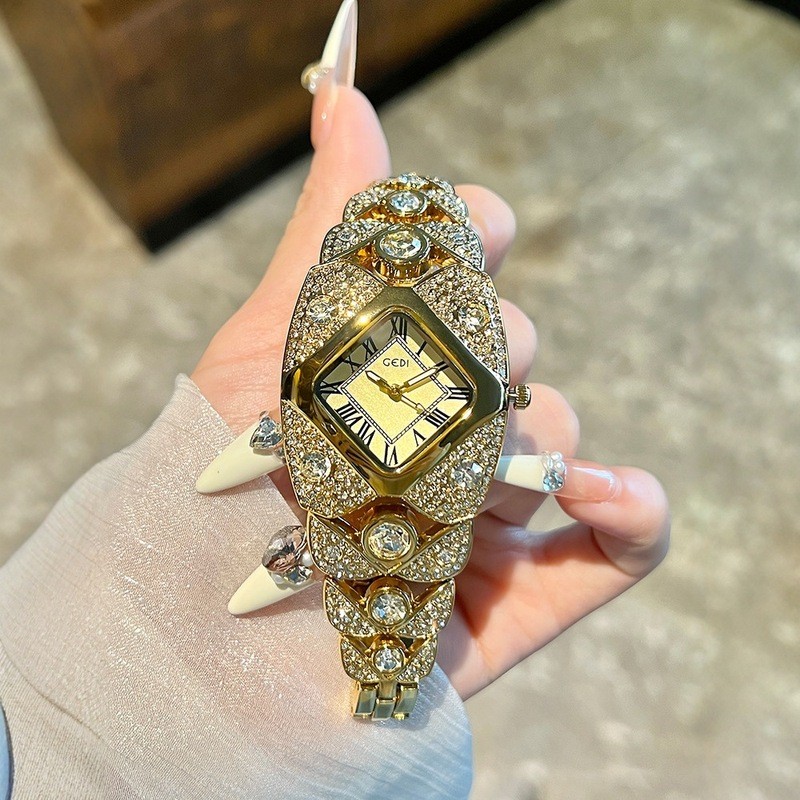 เกดี สร้อยข้อมือ นาฬิกาสุภาพสตรี สร้อยข้อมือย้อนยุค นาฬิกาควอตซ์