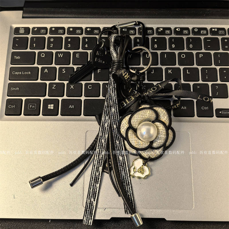 High-Grade Light Luxury Classic Style Camellia Bow Keychain Female Fashion European and American Sty