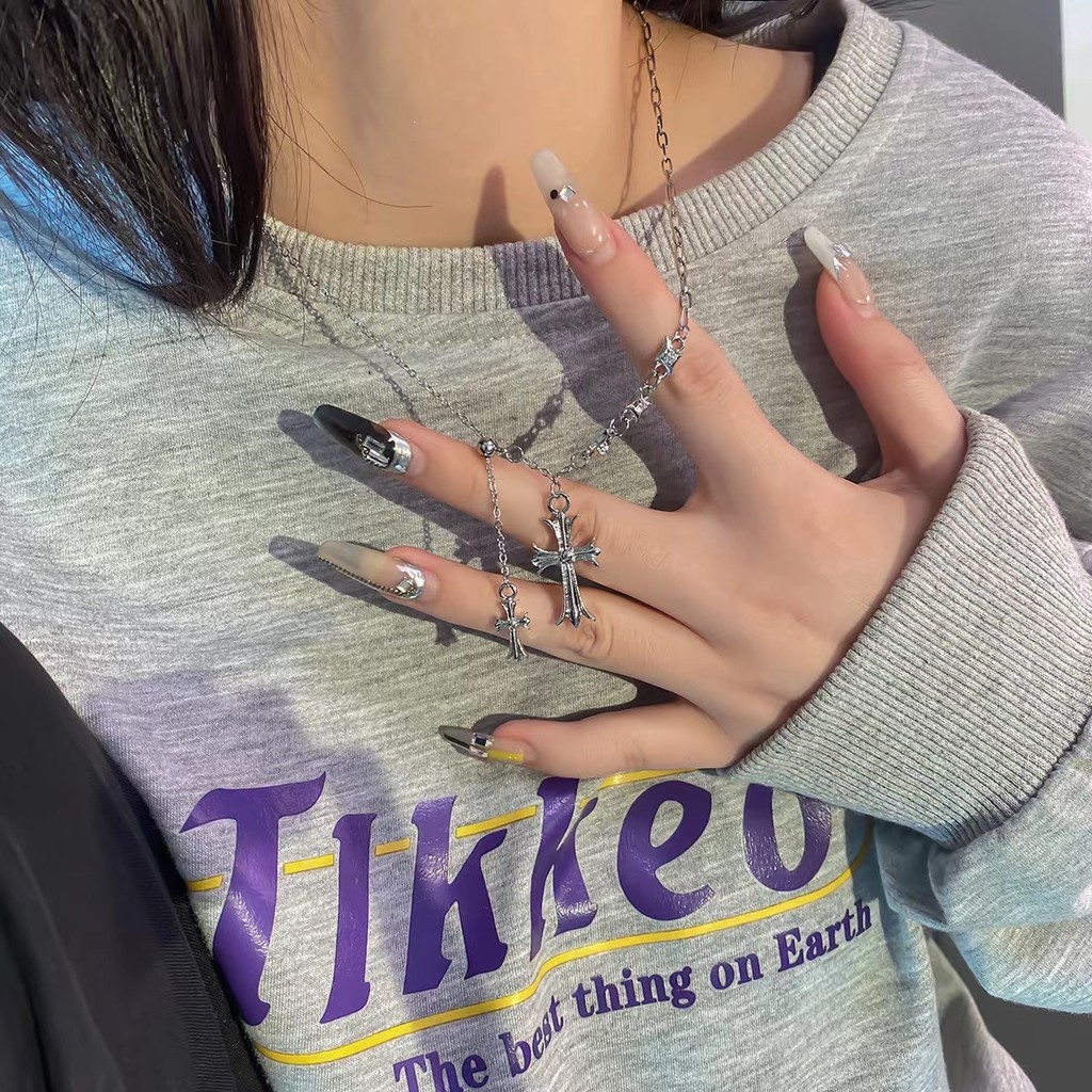 จี้ไม้กางเขนคู่ สร้อยคอน่ารักสไตล์ยุค Y2K สำหรับวันหยุด งานปาร์ตี้ และคอนเสิร์ต