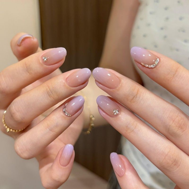 Lucky Purple Diamond Purple Gradient Short Oval Nails Gentle Whitening Wearing Nail Patch 8.13