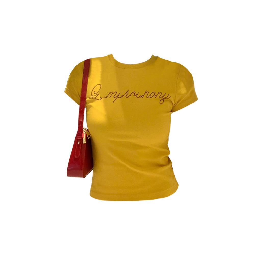เสื้อยืดแขนสั้นทรงตรงลายตัวอักษรสีเหลืองสำหรับผู้หญิงในช่วงฤดูร้อนใหม่สไตล์สาวฮอตสไตล์ย้อนยุคอเมริกัน - รูปที่ 4