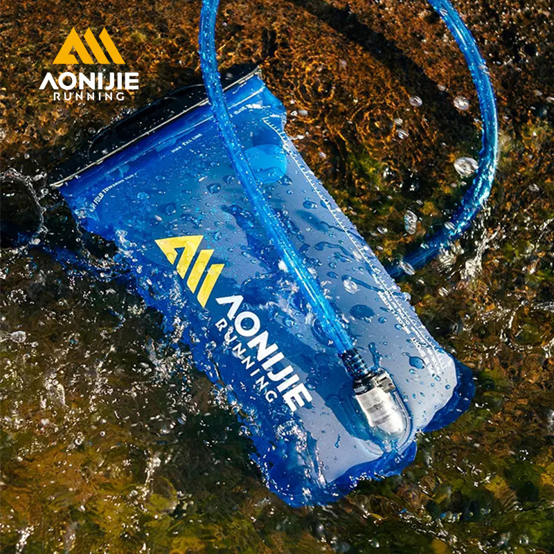 Aonijie SD62 1.5L 2L 3L Hydration Pack อ่างเก็บน้ําน้ํากระเพาะปัสสาวะกระเป๋าเก็บ BPA ฟรีเดินป่าวิ่งเสื้อกั๊กไฮเดรชั่กระเป๋าเป้สะพายหลัง