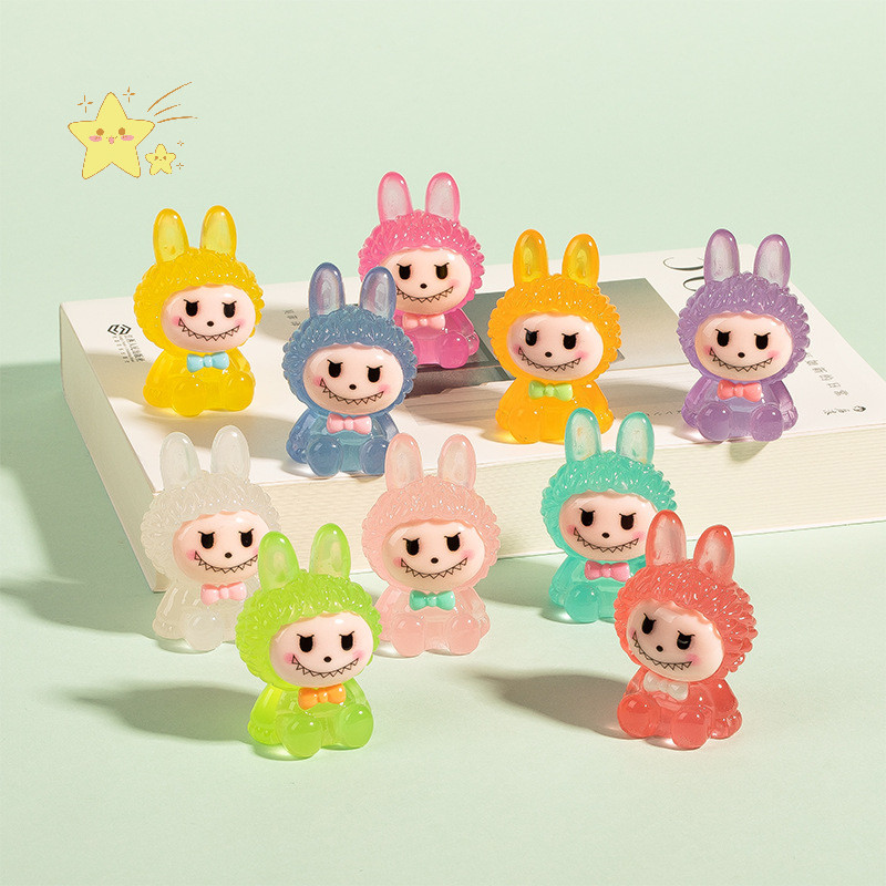 [JBTH] น่ารักเรืองแสงมินิเรซิ่น Labubu ของเล่น DIY เครื่องประดับอุปกรณ์เสริม Miniature Decor น่ารักเครื่องประดับรถของขวัญ [JB]