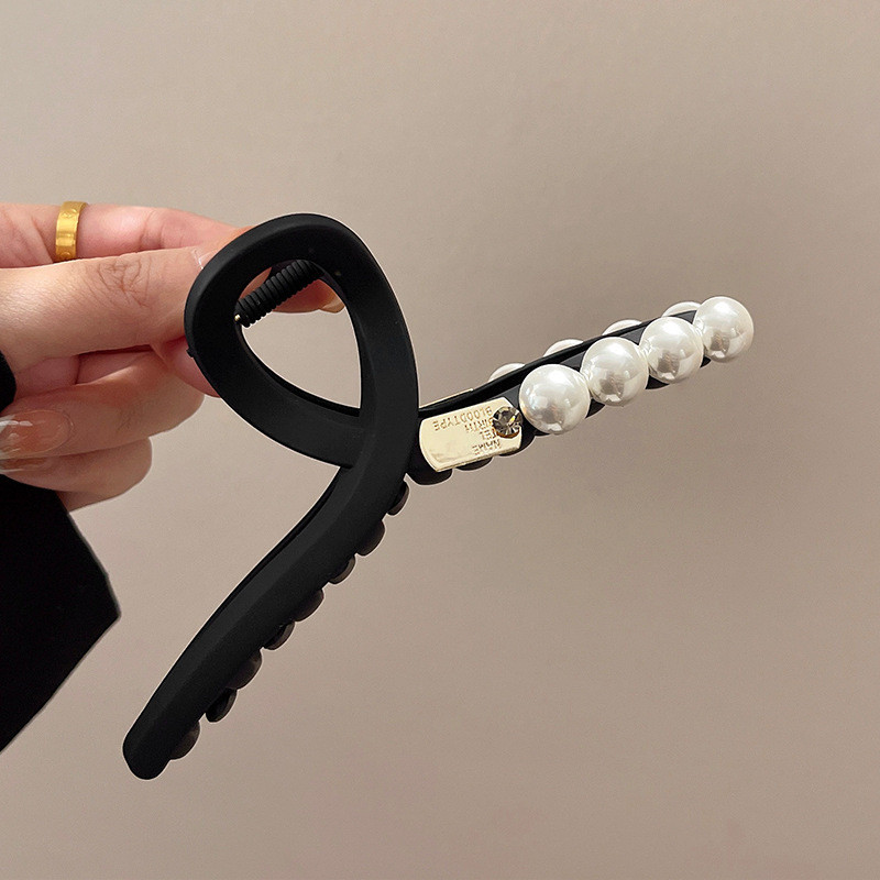 13ซม 2024 สไตล์ฤดูร้อนใหม่ที่เรียบง่ายหญิงจดหมายรักกิ๊บฉลามสีดําขนาดใหญ่ - รูปที่ 6