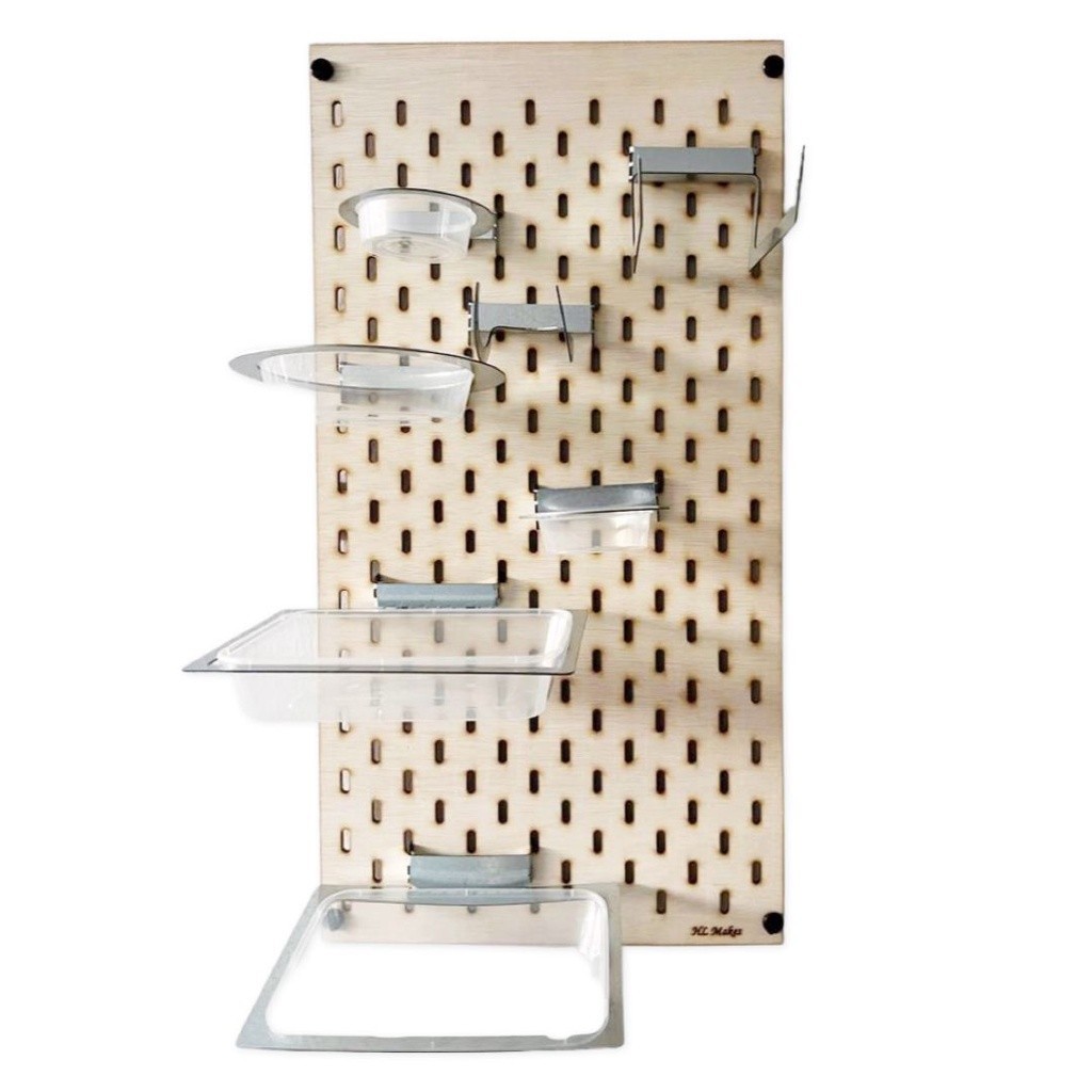 Pegboard with accessories, Complete Set