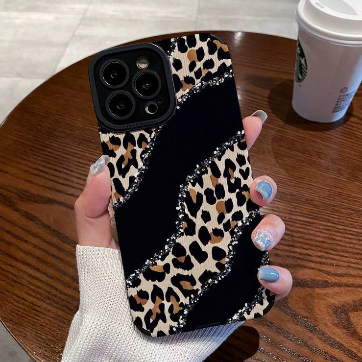 สีดําเสือดาวพิมพ์หนังกรณีโทรศัพท์อ่อนสําหรับ IPhone 7 Plus 8 Plus X XS XR XS Max 11 13 12 14 15 PRO Max 14 Plus 12 13 Mini 15prm 12prm ผู้หญิงคู่กันชนแฟชั่นของขวัญ