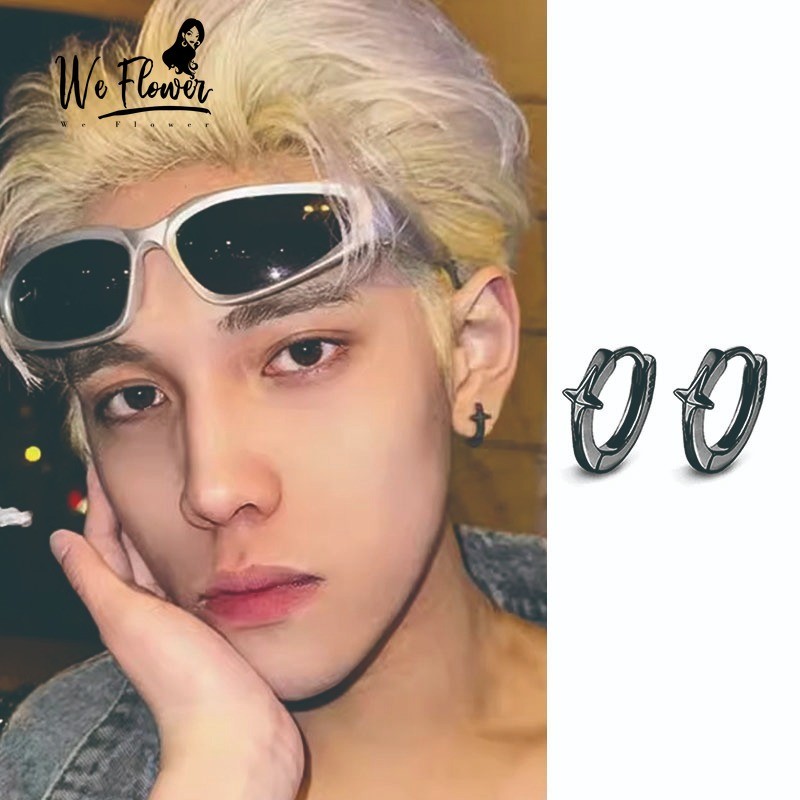 We Flower Cool Black Cross Star Circle Hoop ต่างหูสําหรับผู้ชายผู้หญิง Street แฟชั่นรอบต่างหูเครื่องประดับอุปกรณ์เสริม