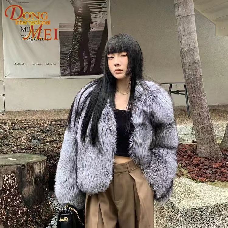 ฤดูใบไม้ร่วงฤดูหนาวผู้หญิงสไตล์สั้น Classy Celebrity Fur Coat แฟชั่นหนา Warm Fox Fur หรูหราเกาหลีรุ่น Slimmer ดูผ้าฝ้าย