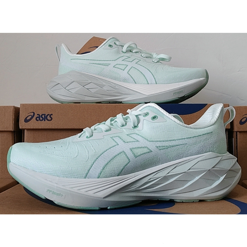 Emla Asics novablast 4ผู้ชายและผู้หญิงรองเท้าวิ่ง novablast 4รองเท้ากีฬากันกระแทกน้ำหนักเบา