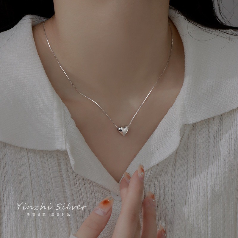 หรูหรา Simple Love สร้อยคอหญิง Niche Design Sense Elegant Heart จี้ Collarbone Chain อุปกรณ์เสริมของขวัญ