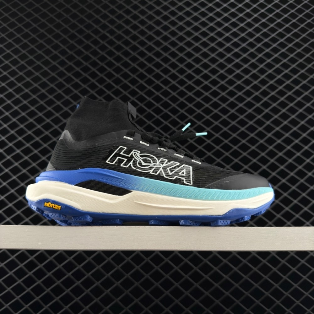 รองเท้าวิ่ง HOKA Tecton X 3 Trail สำหรับผู้ชายและผู้หญิง ออกแบบมาเพื่อการวิ่งเทรล และยังสวมใส่ง่ายเหมือนรองเท้าแตะ