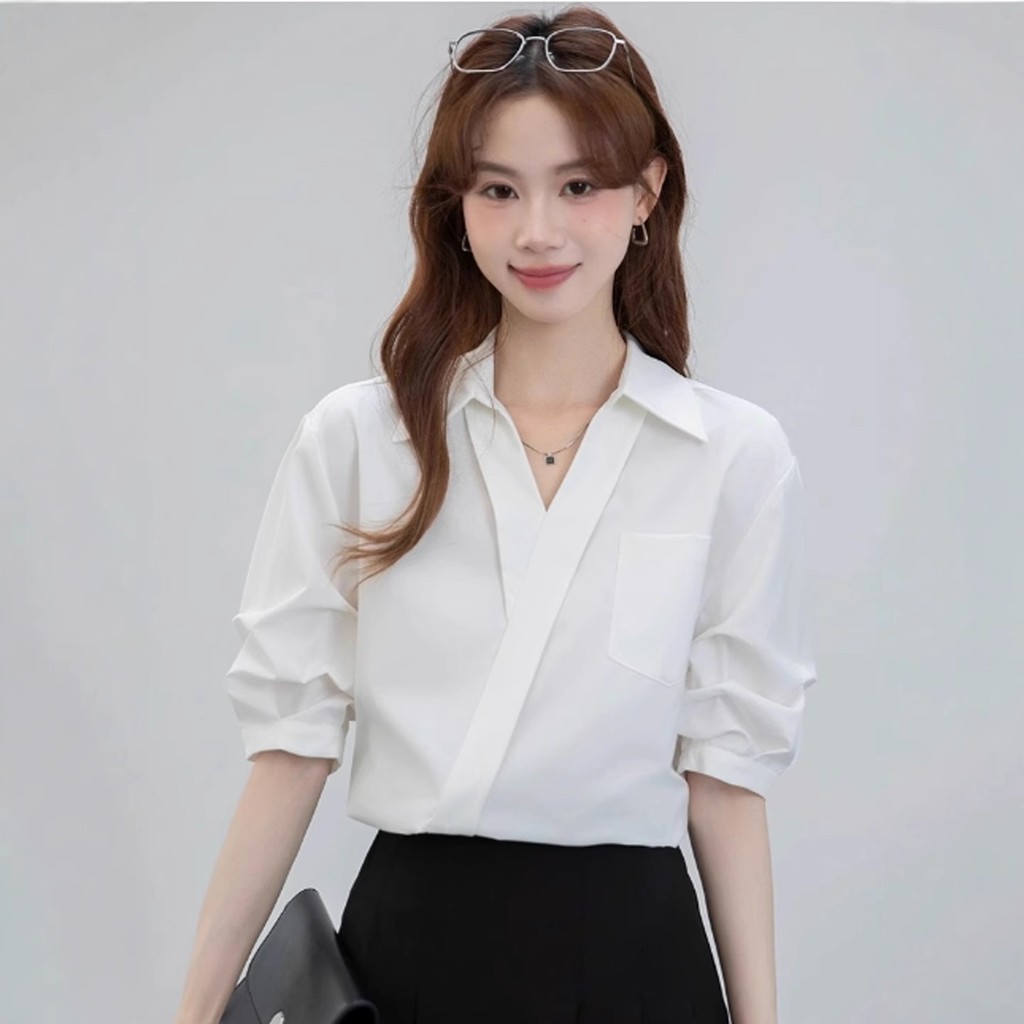 Bived S-2XL เสื้อเชิ้ตผู้หญิง เสื้อยืดแขนสั้น สีพื้น เสื้อคอวีหลวมๆ เสื้อผ้าทำงาน