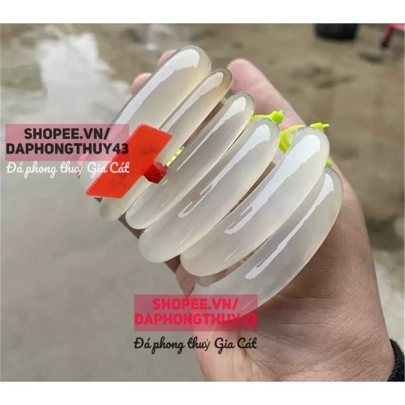 Svip 5A สร้อยข้อมือกุ้ยช่ายแสงจันทร์สีขาวพร้อมแสงสีขาวมาตรฐานมากมาย