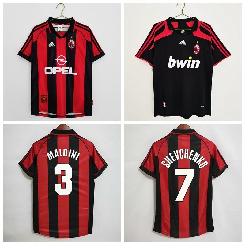 เสื้อฟุตบอล retro AC Milan ของ Maldini และ Shevchenko