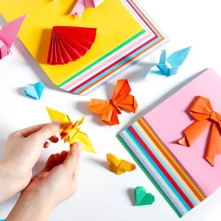กระดาษพับนก สีพื้น กระดาษพับ origami paper แพ็ค 100 ชิ้น กระดาษสี่เหลี่ยม พับนกกระเรียน พร้อมส่ง