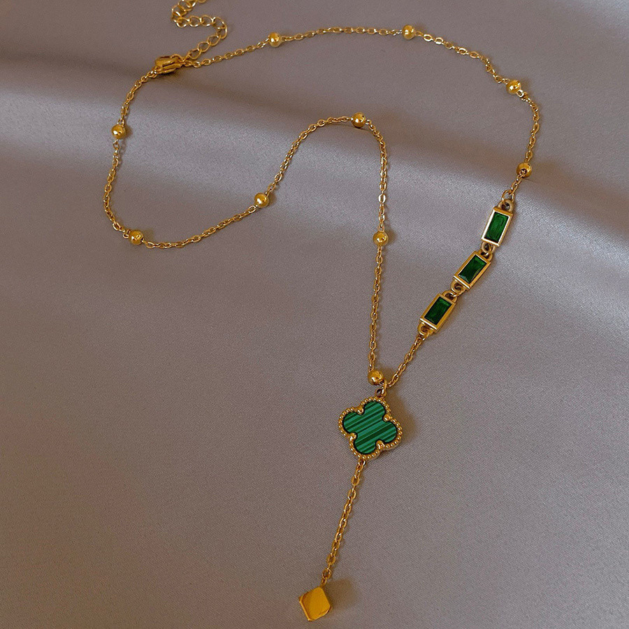 สร้อยคออินเทรนด์สร้อยคอ 2024 10 ผู้หญิง Four-leaf Clover/French High-End หรูหรา Clavicle Chain สไตล์