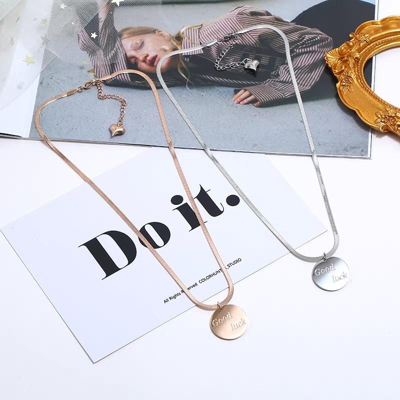 สร้อยคอแบน Variations จี้แบนล่าสุดโดย Its We Girls - รุ่นหรูหราล่าสุด