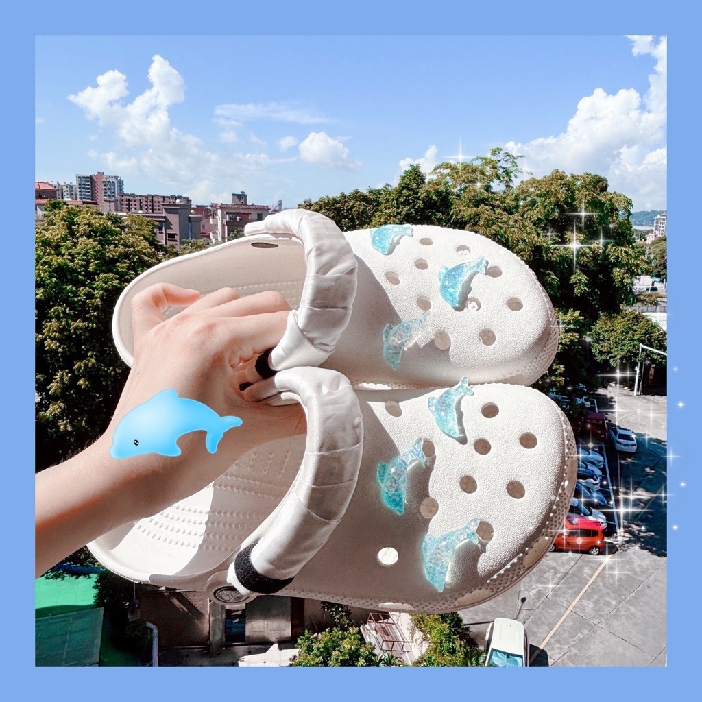 Crocs charm jibbitz เรซินปลาโลมาประกายสําหรับเด็ก DIY ของเล่นและอุปกรณ์เสริมแฟชั่น