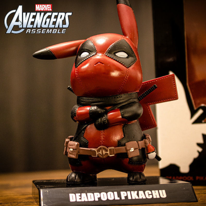 ฟิกเกอร์อะนิเมะ Deadpool Pikachu ทำจาก PVC แฮนด์เมดคอสเพลย์ประดับรถยนต์เป็นของขวัญวันเกิด