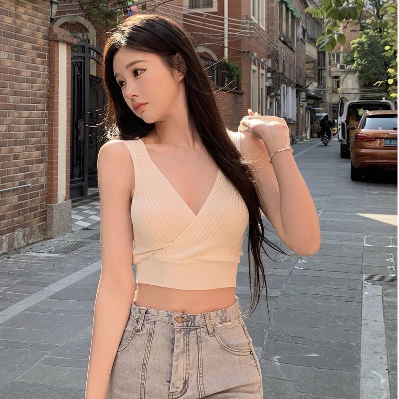 LuneGrace เสื้อกล้ามไหมพรม วีเล็กหน้าหลัง เซ็กซี่ สายฝอ รูปที่ 3