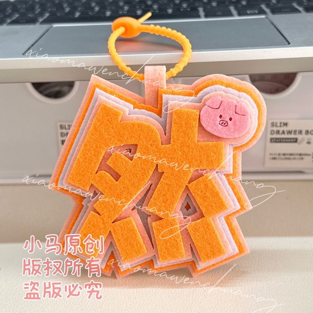 Zhang Yiran จี้ไม่ทอ Zhang Yiran จี้ไม่ทอบริการที่ใกล้ชิด