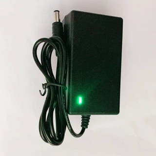 อะแดปเตอร์เสียบปลั๊กไฟ อะแดปเตอร์ชาร์จแบตเตอรี่ อะแดปเตอร์ชาร์จ 21V li-ion ลิเธียมไอออน เครื่องชาร์จแบตเตอรี่