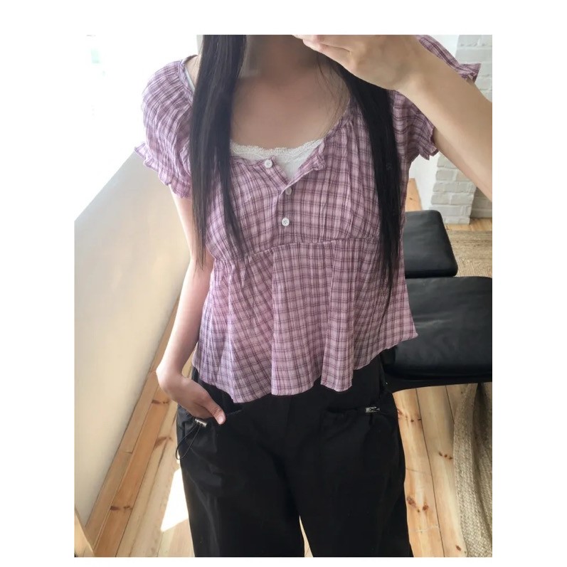 เสื้อแขนสั้นลายสก๊อตสไตล์ Dongdaemun สำหรับฤดูร้อน แบบเข้าได้ทุกลุค เหมาะสำหรับเขาและเธอ