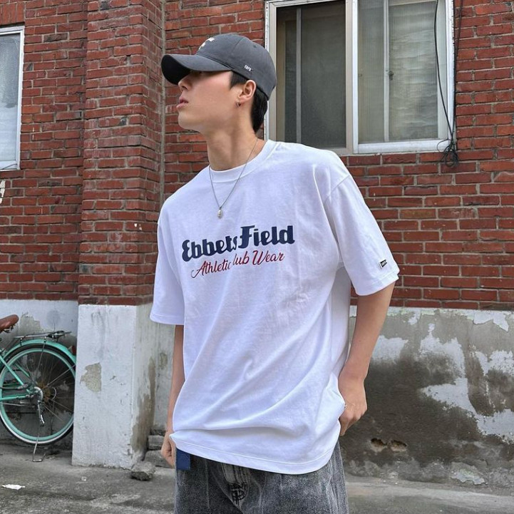 เสื้อยืด ผ้าฝ้าย 100% พิมพ์ลายโลโก้ Ebbets Field Cool สําหรับผู้ชาย