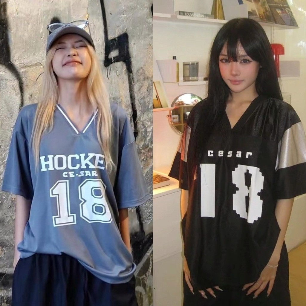 (จัดส่งทันที) เสื้อยืดคอวีทรงกว้างสไตล์สปอร์ตสําหรับผู้ชายและผู้หญิง-เสื้อฟุตบอลหมายเลข 18 OverSize เสื้อยืดฟุตบอลหลวม Streetwear Hottrend 2024