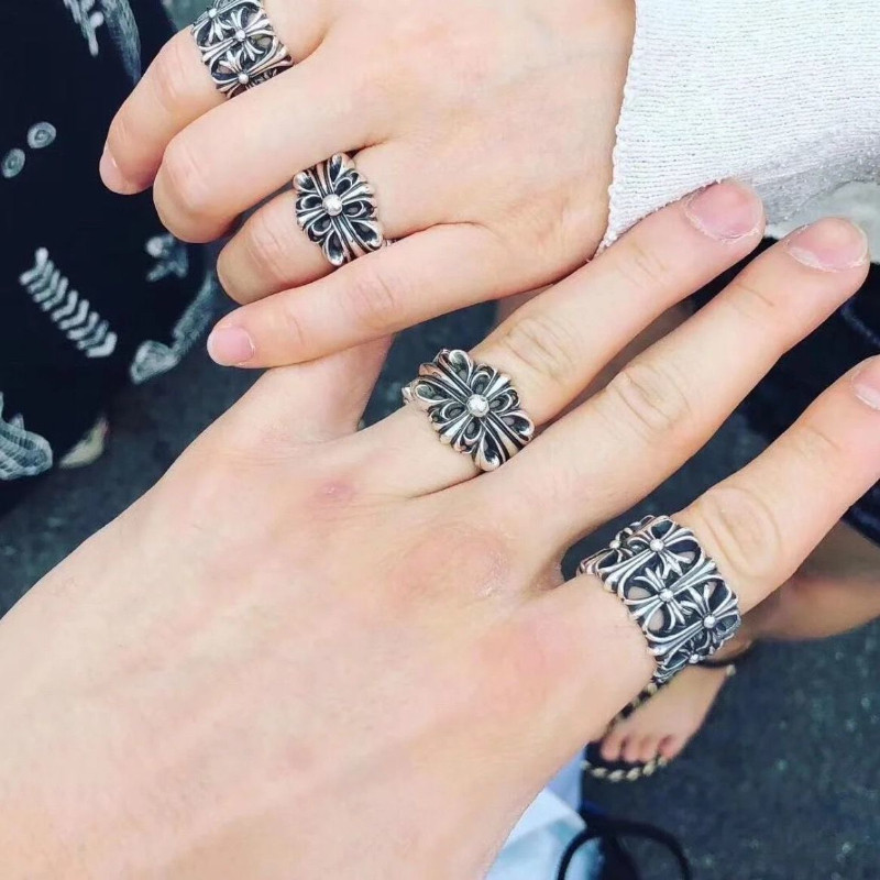 ไทเทเนียมเหล็ก Chrome Hearts Cross Ring Rock Hip-Hop Hollow เปิดแหวนคู่สําหรับผู้หญิงและผู้ชาย